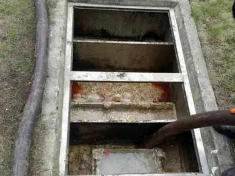 志仲镇隔油池清理